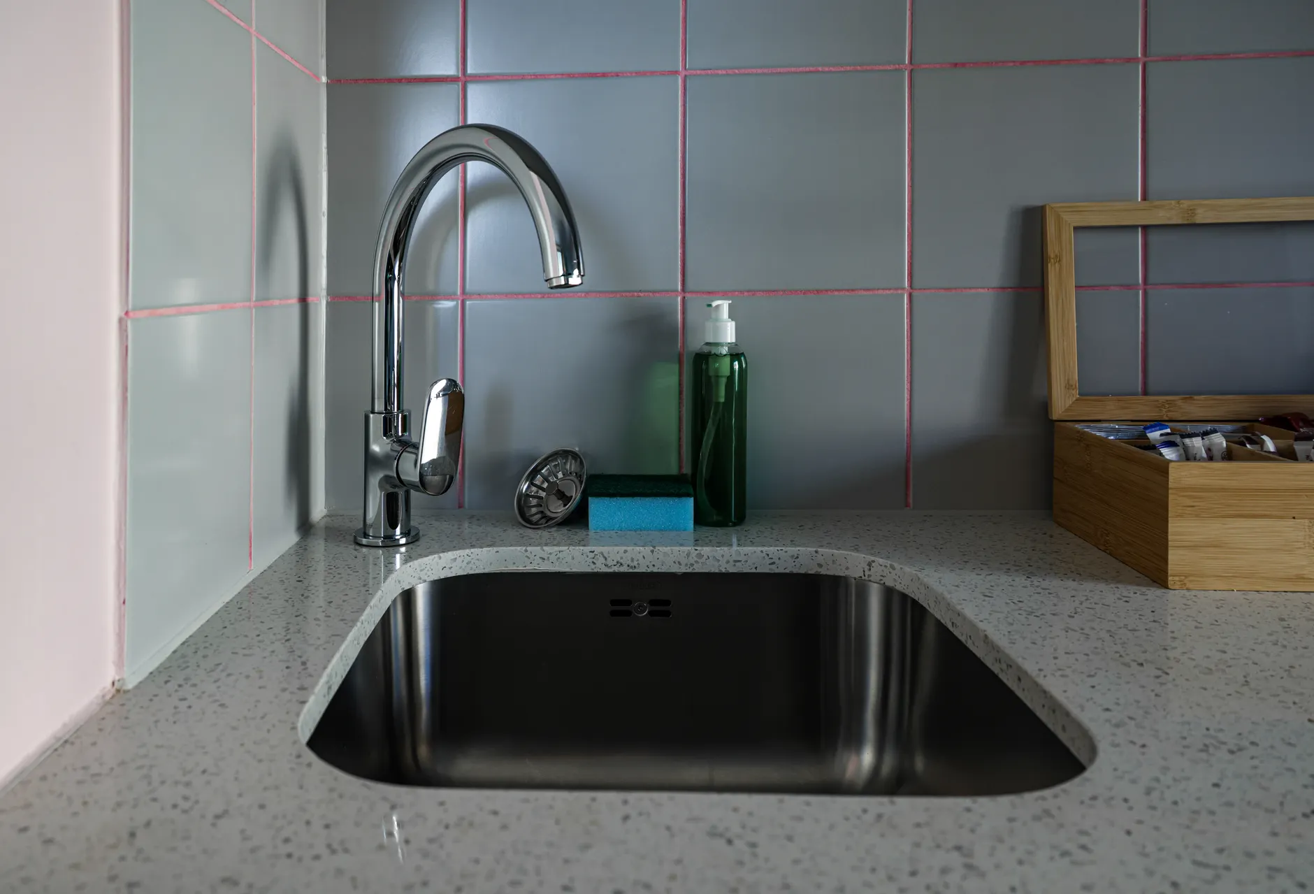 Sinks, Baths and Waste Pipes That Drain Slowly